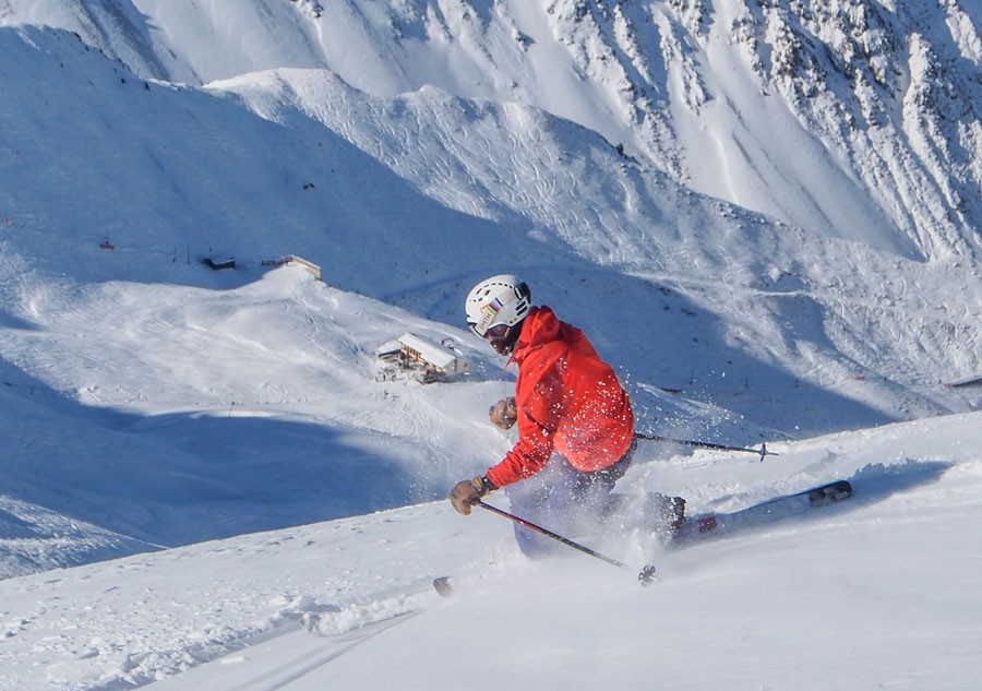 Skiing at Broken River
